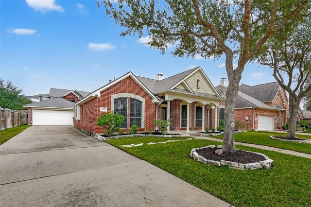 15834 Bishops Glen Lane, Houston, TX 77084