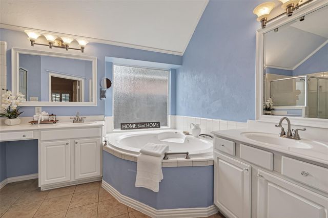 15834 Bishops Glen Lane, Houston, TX 77084