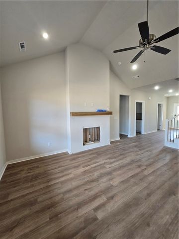 2307 Presley Street, Siloam Springs, AR 72761