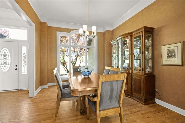 24503 E Woodland Circle, Lee's Summit, MO 64086
