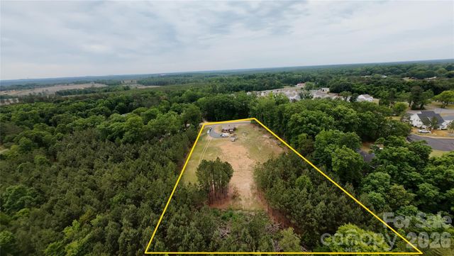 421 E Passaic Street, Peachland, NC 28133