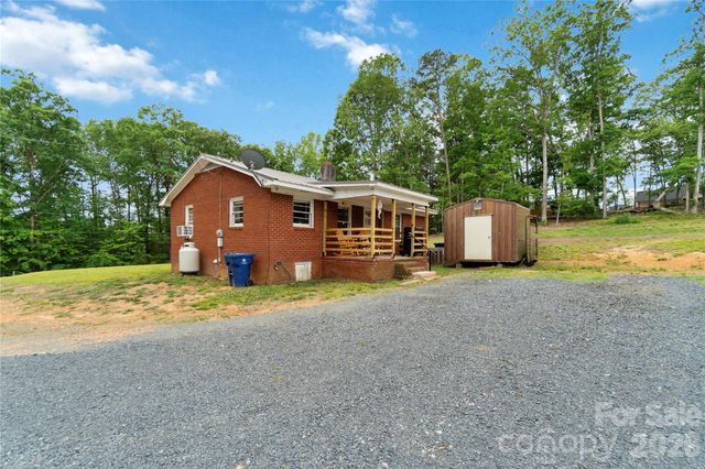 421 E Passaic Street, Peachland, NC 28133
