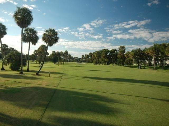 3150 N Course Lane 607, Pompano Beach, FL 33069