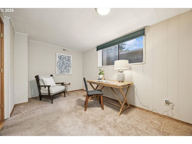 1203 Se KIBLING Ave, Troutdale, OR 97060