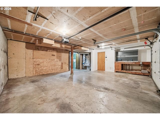 1203 Se KIBLING Ave, Troutdale, OR 97060