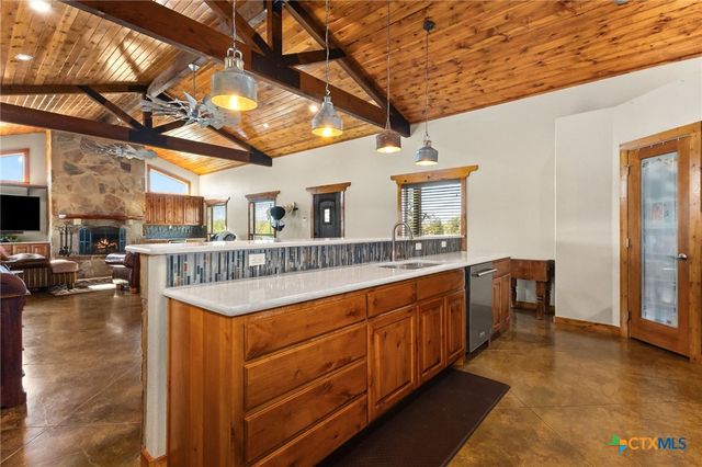 381 Schneider Road, Seguin, TX 78155