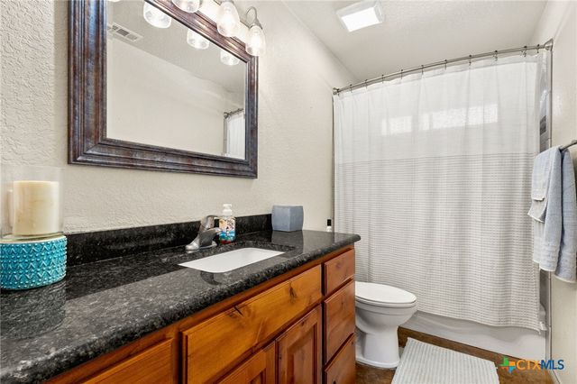 381 Schneider Road, Seguin, TX 78155