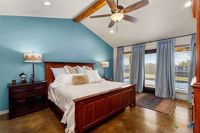 381 Schneider Road, Seguin, TX 78155