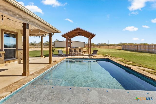 381 Schneider Road, Seguin, TX 78155