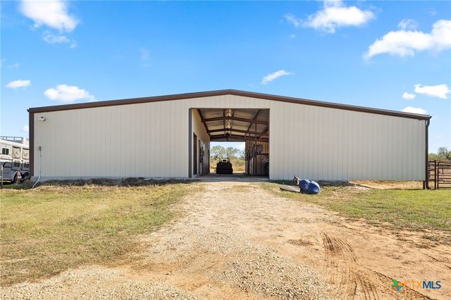 381 Schneider Road, Seguin, TX 78155