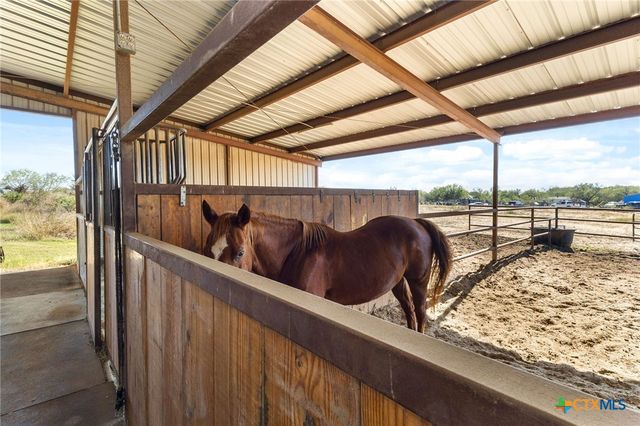 381 Schneider Road, Seguin, TX 78155