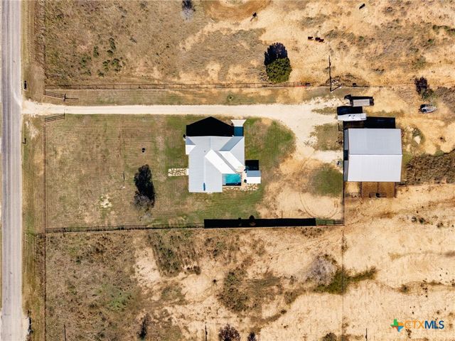 381 Schneider Road, Seguin, TX 78155