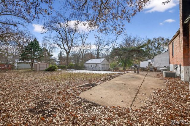 3654 Boswell Avenue, St John, MO 63114