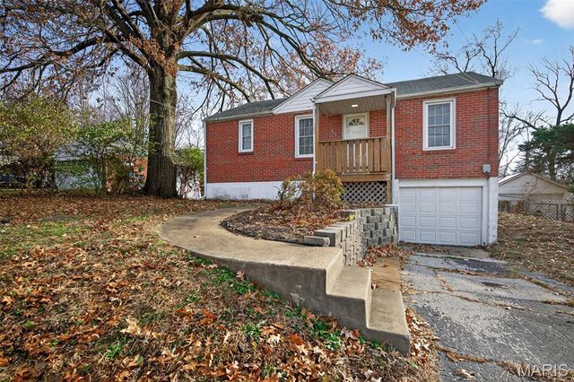 3654 Boswell Avenue, St John, MO 63114