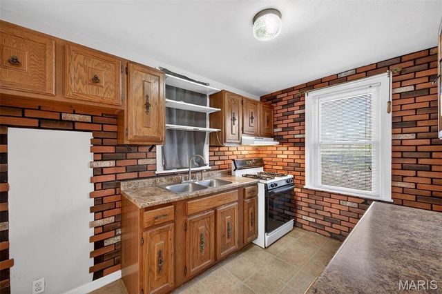 3654 Boswell Avenue, St John, MO 63114