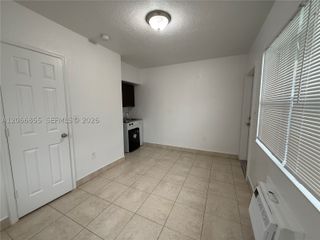 1255 SW 6th St 1, Miami, FL 33135