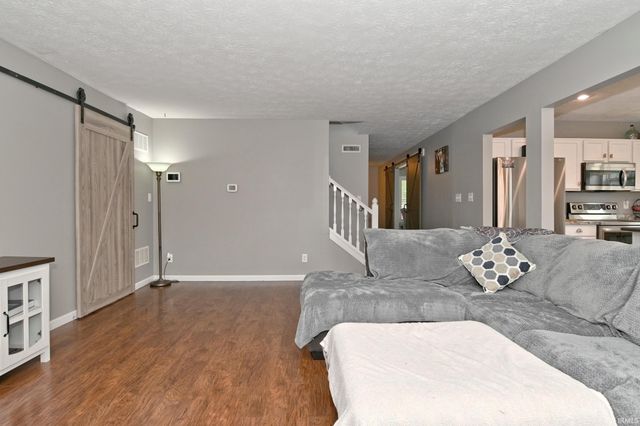 2332 Foxtail Drive, Plainfield, IN 46168