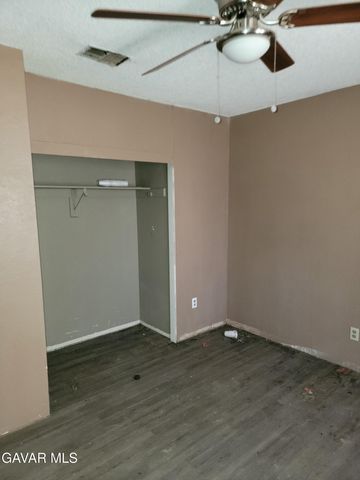 41052 E 177th St E Street, Lancaster, CA 93535