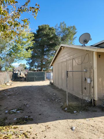 41052 E 177th St E Street, Lancaster, CA 93535