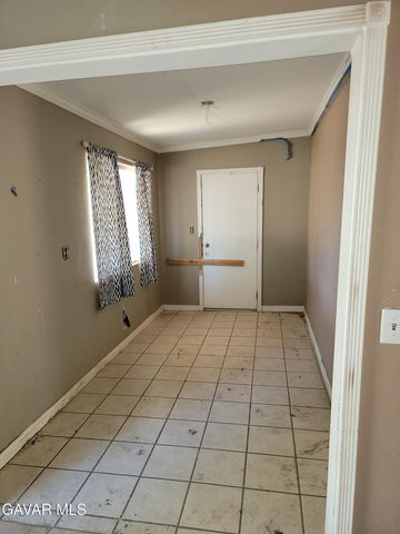 41052 E 177th St E Street, Lancaster, CA 93535