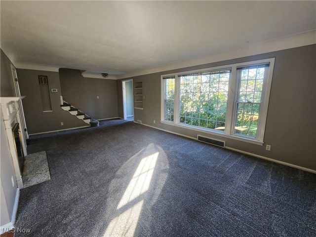 2320 Wrenford Road, University Heights, OH 44118