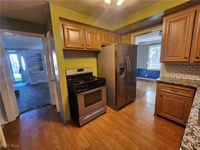 2320 Wrenford Road, University Heights, OH 44118