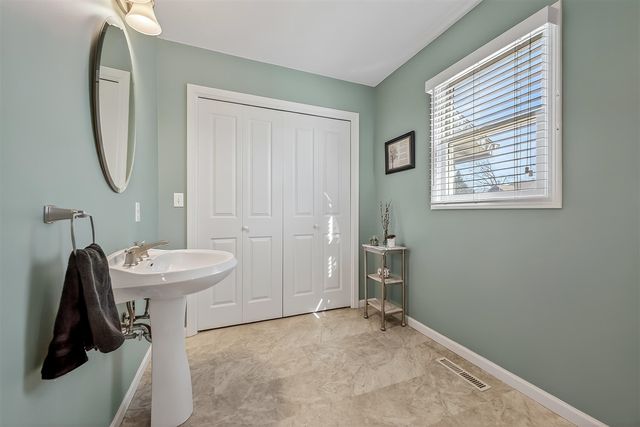 5115 Ossad Drive, Norton Shores, MI 49441