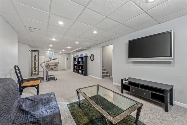 5115 Ossad Drive, Norton Shores, MI 49441