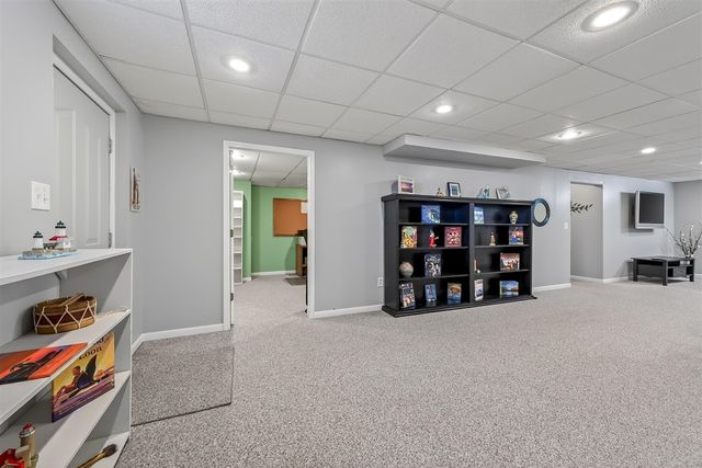 5115 Ossad Drive, Norton Shores, MI 49441