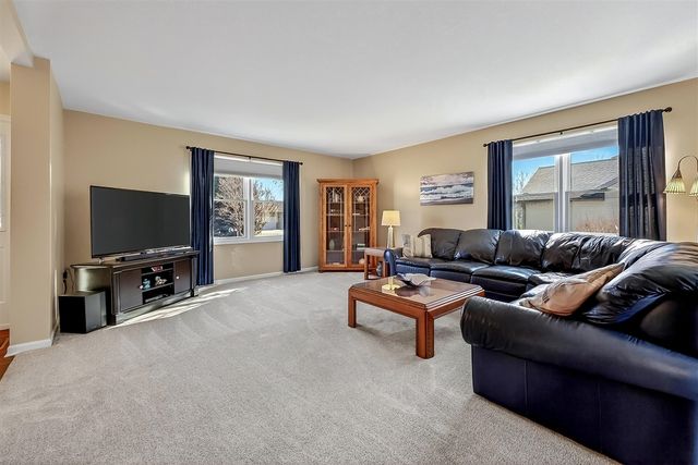 5115 Ossad Drive, Norton Shores, MI 49441