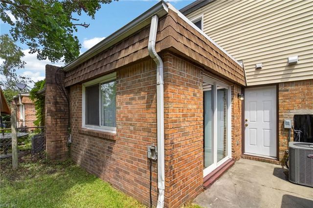 983 S Club House RD, Virginia Beach, VA 23452