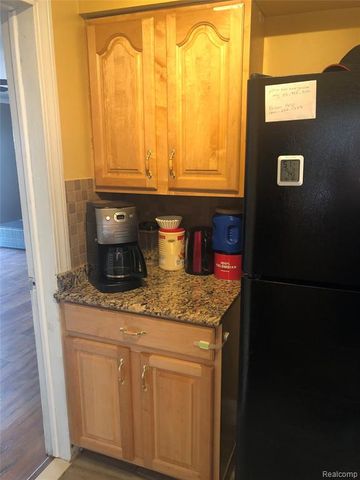 4715 Culver Street, Dearborn Heights, MI 48125