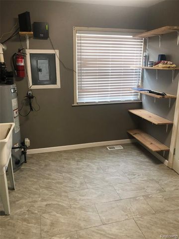 4715 Culver Street, Dearborn Heights, MI 48125