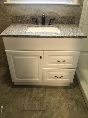 4715 Culver Street, Dearborn Heights, MI 48125