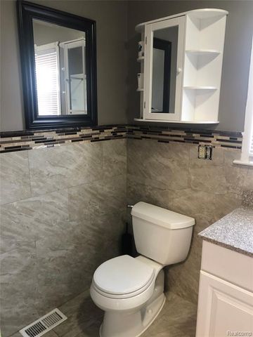 4715 Culver Street, Dearborn Heights, MI 48125