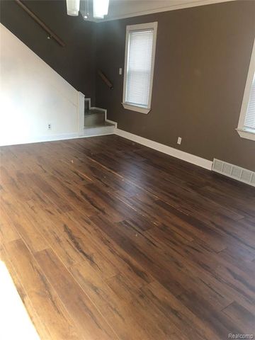 4715 Culver Street, Dearborn Heights, MI 48125