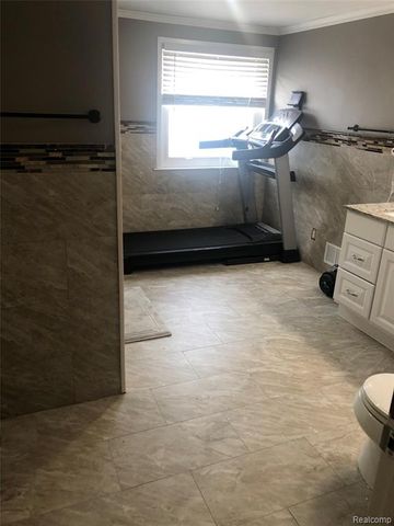 4715 Culver Street, Dearborn Heights, MI 48125