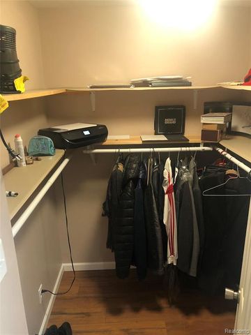 4715 Culver Street, Dearborn Heights, MI 48125