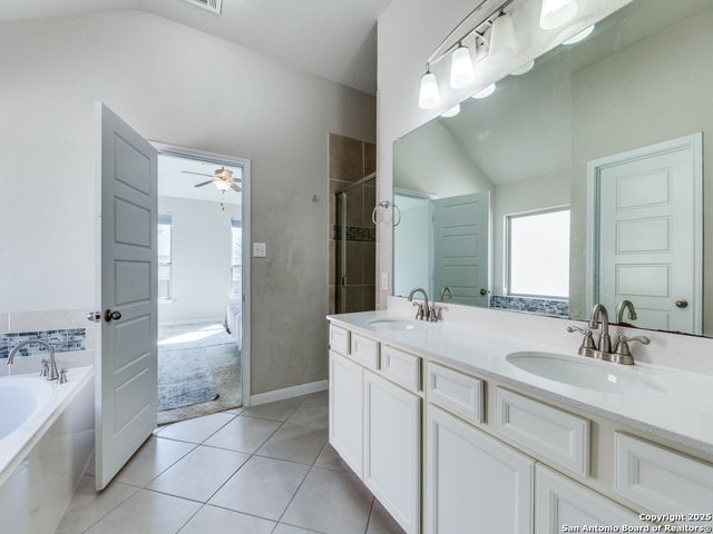 10206 BRICEWOOD PL, San Antonio, TX 78254