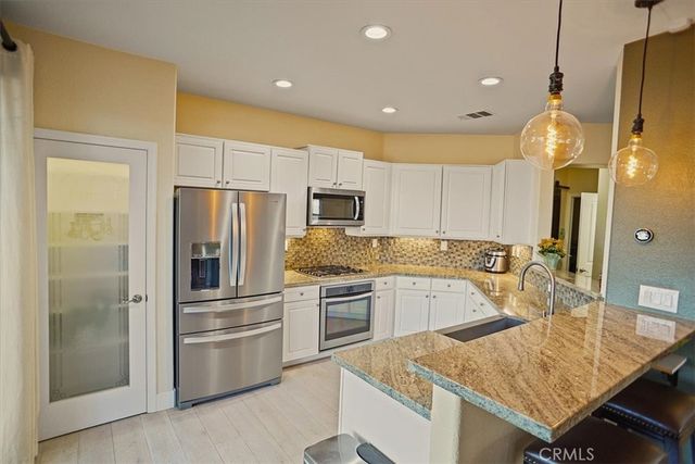 20016 Satsuma, Saugus, CA 91350