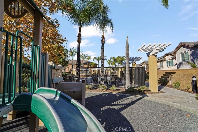 20016 Satsuma, Saugus, CA 91350