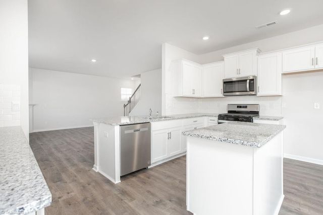 3016 Middle Creek Lane, Greensboro, NC 27405