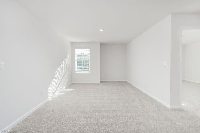 3016 Middle Creek Lane, Greensboro, NC 27405