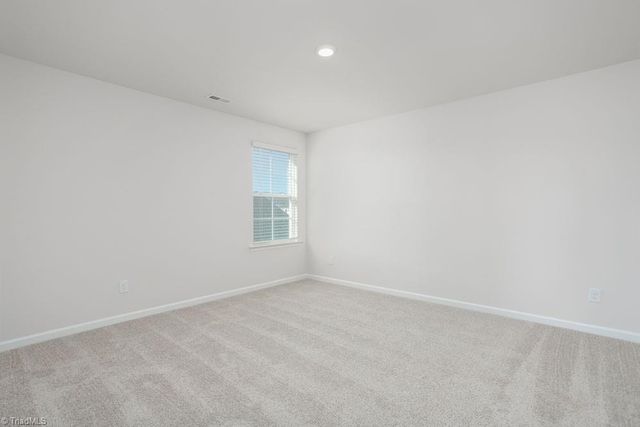 3016 Middle Creek Lane, Greensboro, NC 27405
