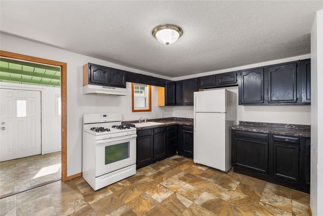 813 Lyon Street, Des Moines, IA 50309