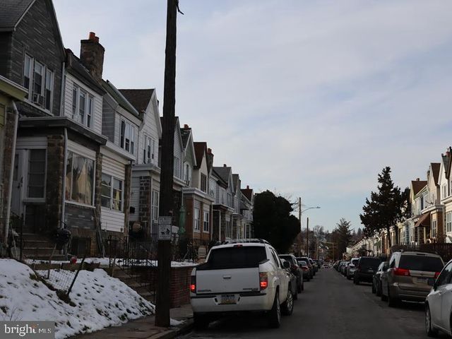 319 AVON RD, Upper Darby, PA 19082