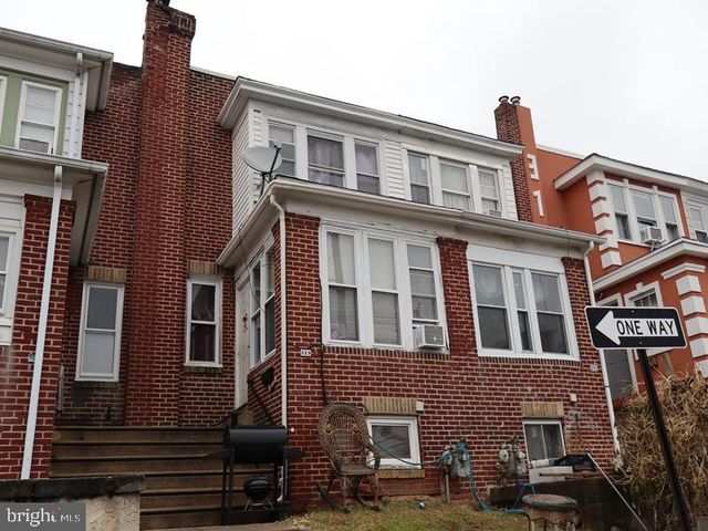 319 AVON RD, Upper Darby, PA 19082