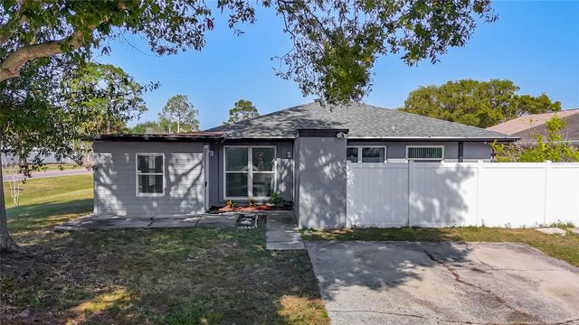 5141 SPRINGWOOD DRIVE, Tampa, FL 33624