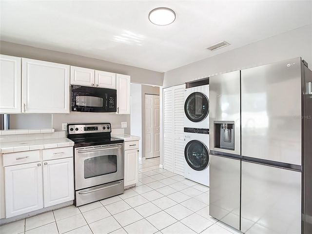 5141 SPRINGWOOD DRIVE, Tampa, FL 33624