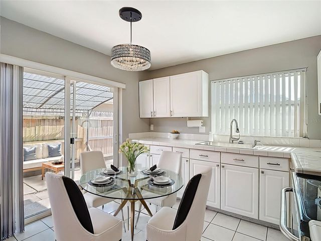 5141 SPRINGWOOD DRIVE, Tampa, FL 33624